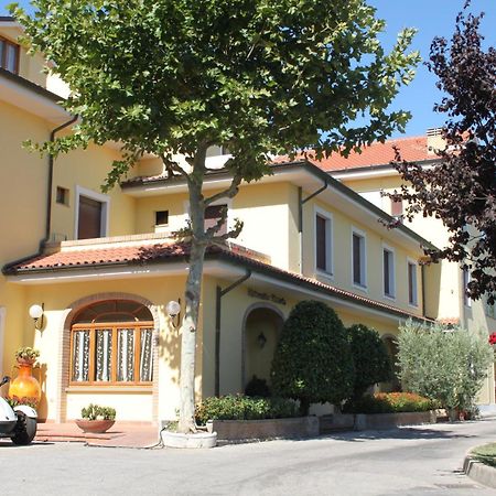 Hotel Girasole Civitanova Marche Exterior foto